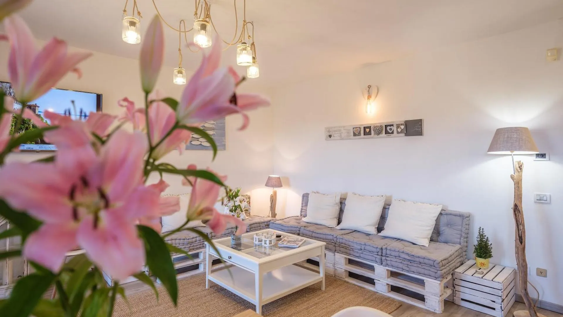 La Luna Nel Lago Lake View Garden - Happy Rentals Ispra