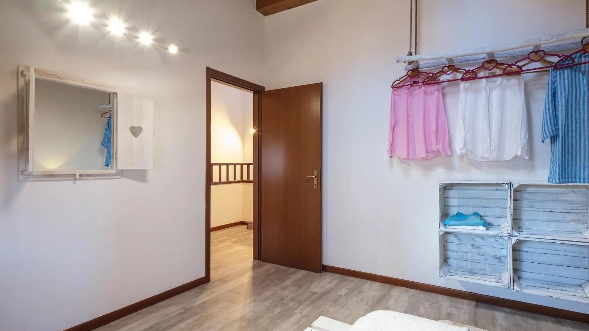 La Luna Nel Lago Lake View Garden - Happy Rentals Ispra 0*,