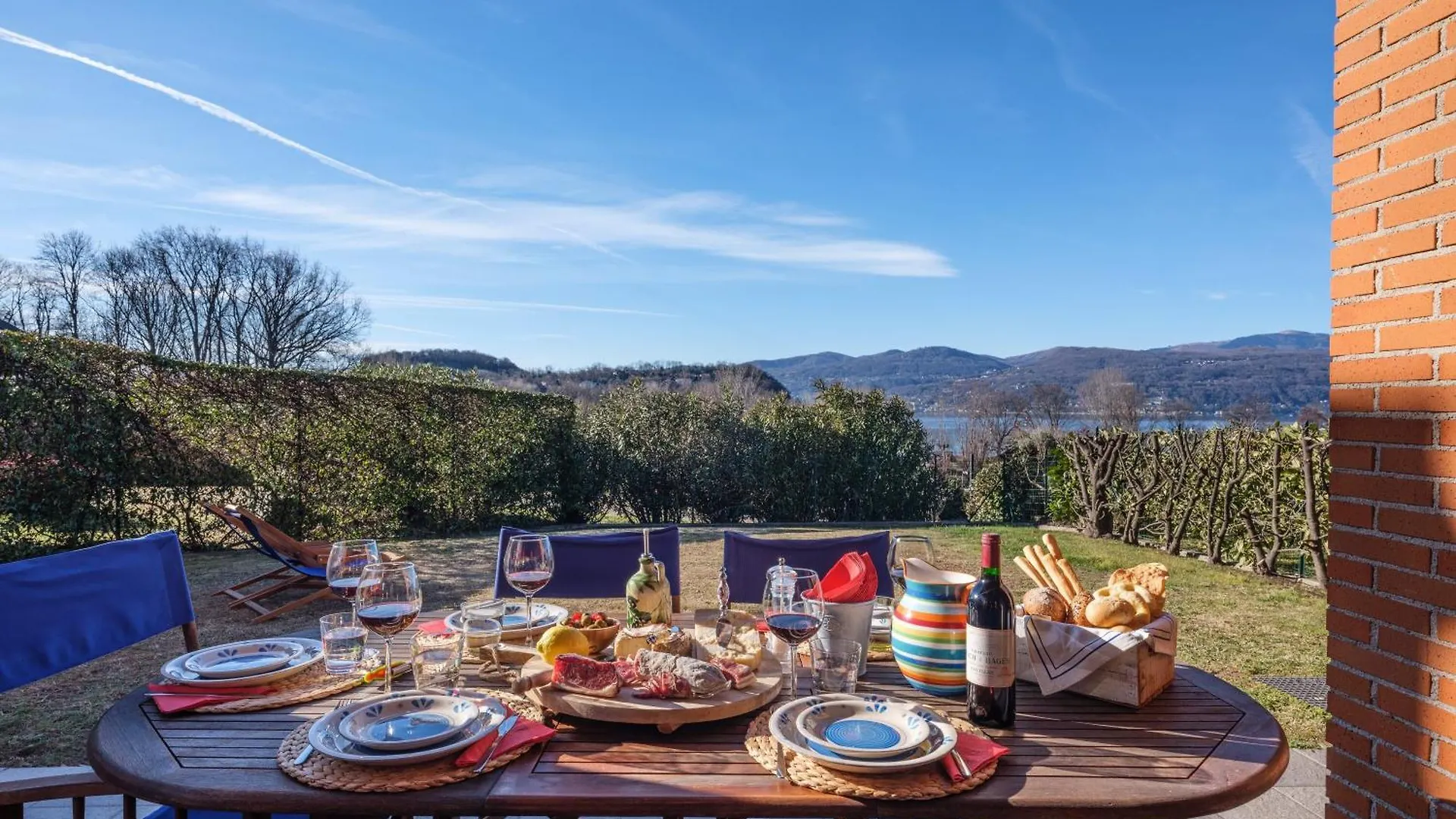 La Luna Nel Lago Lake View Garden - Happy Rentals Ispra