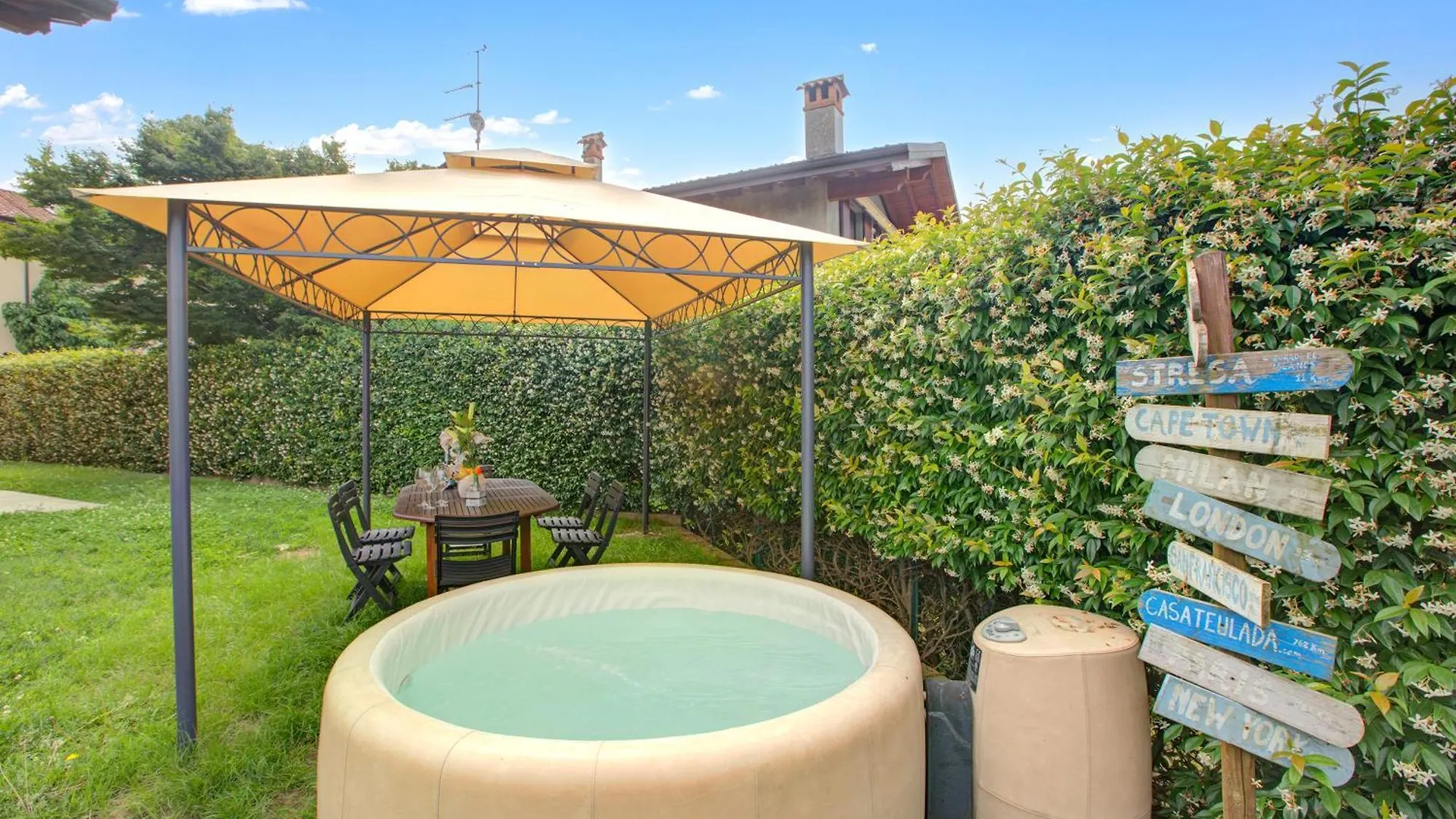 Ferienhaus La Luna Nel Lago Lake View Garden - Happy Rentals Ispra