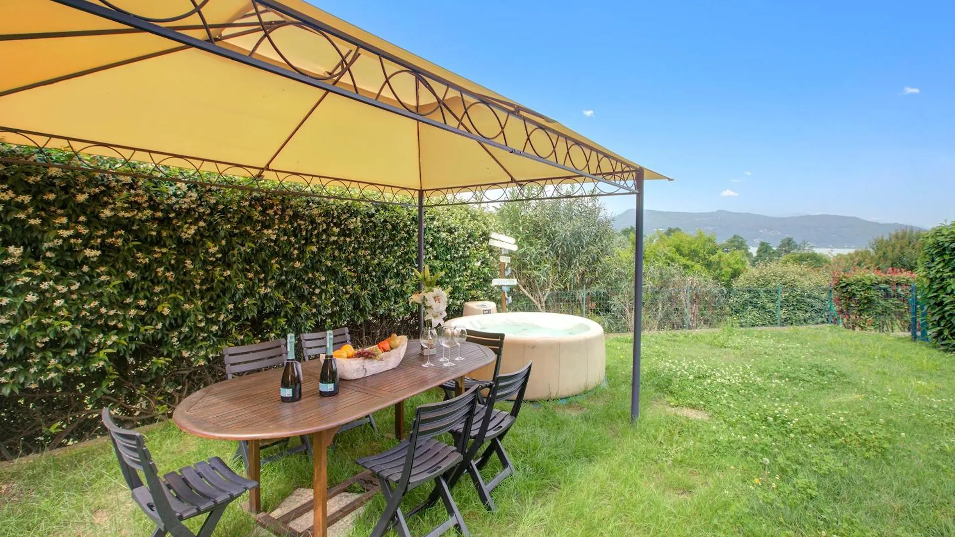 別荘 La Luna Nel Lago Lake View Garden - Happy Rentals イスプラ